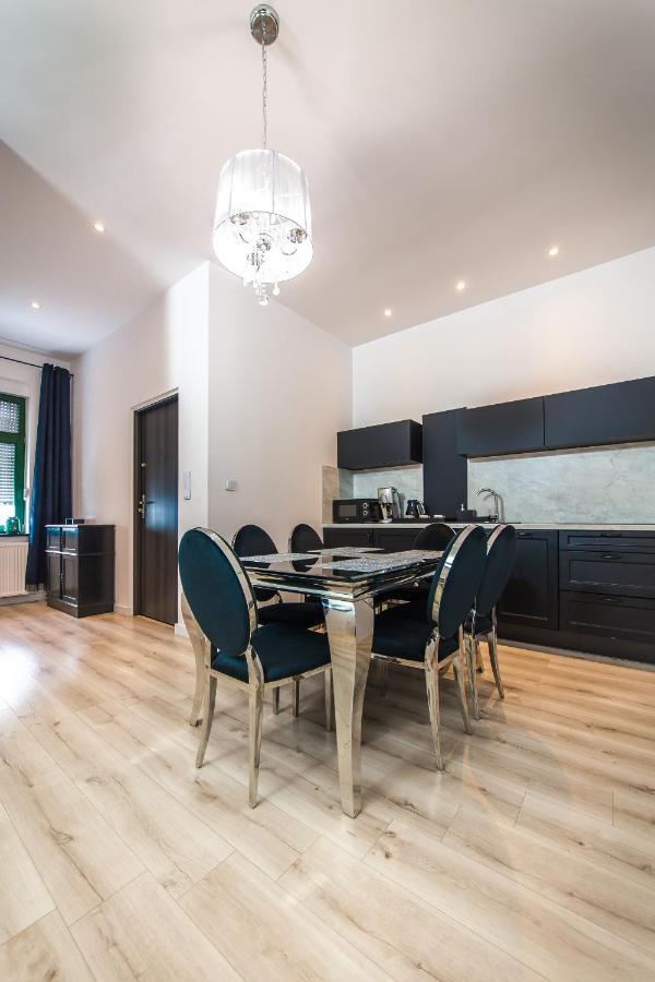 Moonlight Apartament Zielona Góra Eksteriør bilde